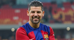 Nolito debuta con el Barça Legends